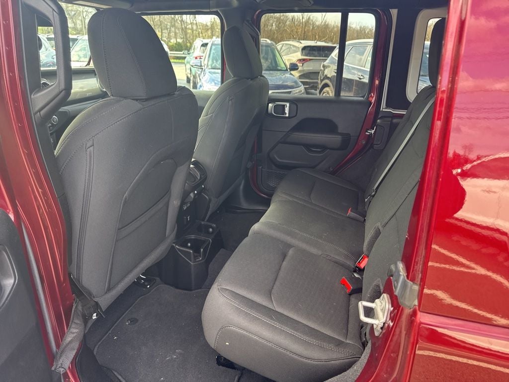 2021 Jeep Wrangler Unlimited Sahara