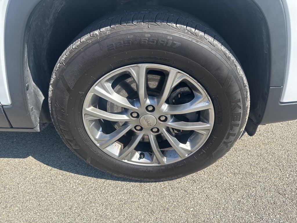 2019 Jeep Cherokee Latitude Plus Comfort Pkg