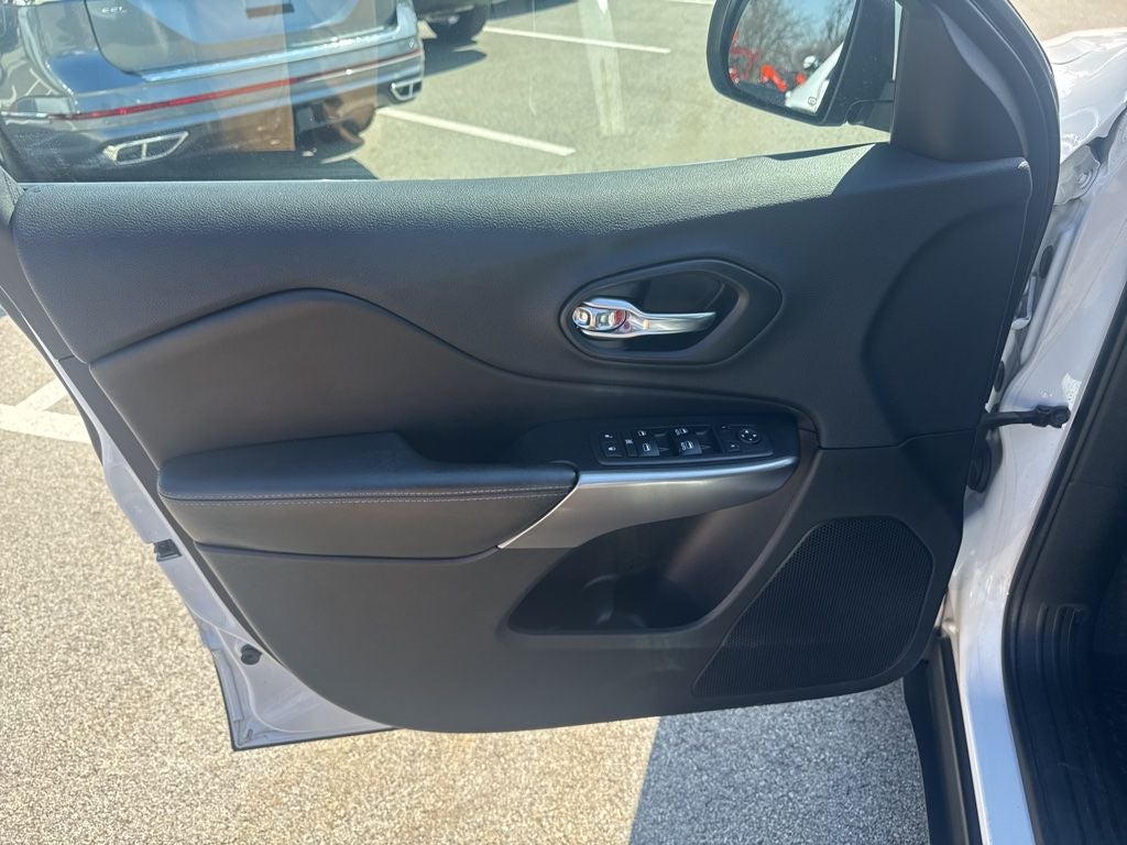 2019 Jeep Cherokee Latitude Plus Comfort Pkg