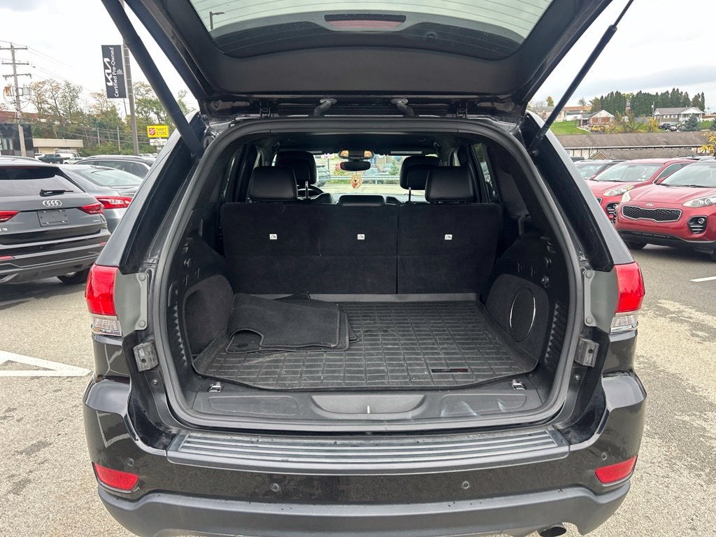 2019 Jeep Grand Cherokee Laredo E