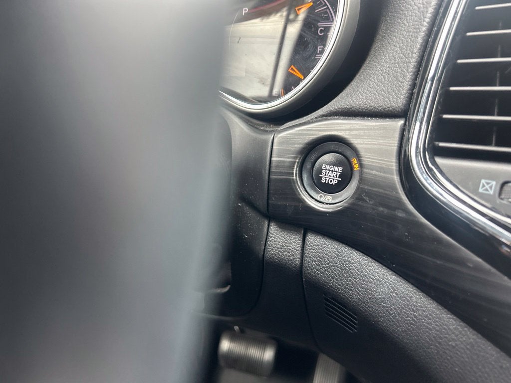 2019 Jeep Grand Cherokee Laredo E