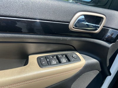 2016 Jeep Grand Cherokee Laredo