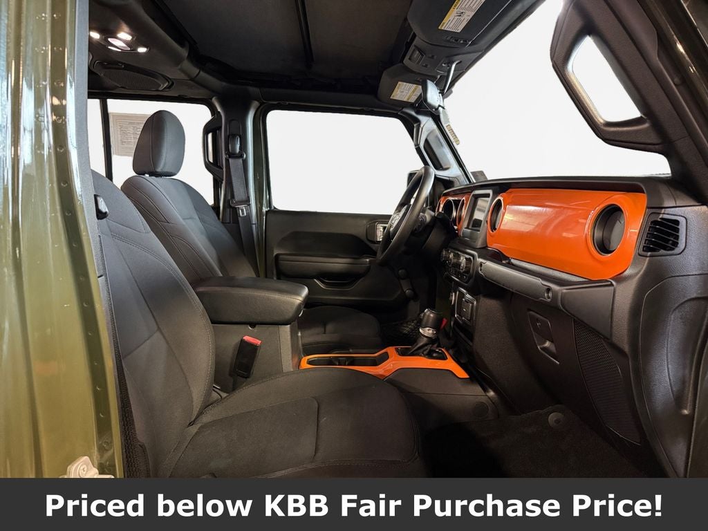 2022 Jeep Gladiator Sport