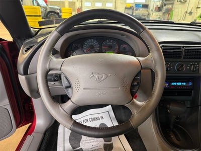 2002 Ford Mustang V6 Deluxe