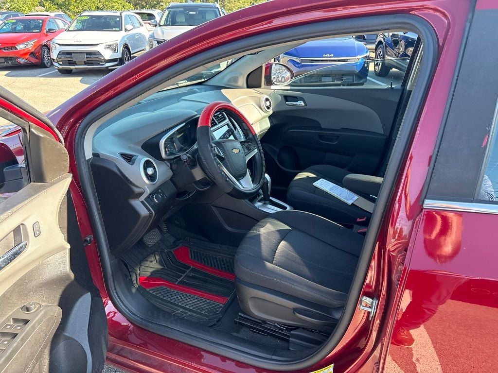 2017 Chevrolet Sonic LT