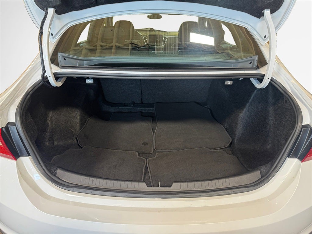 2022 Chevrolet Malibu RS