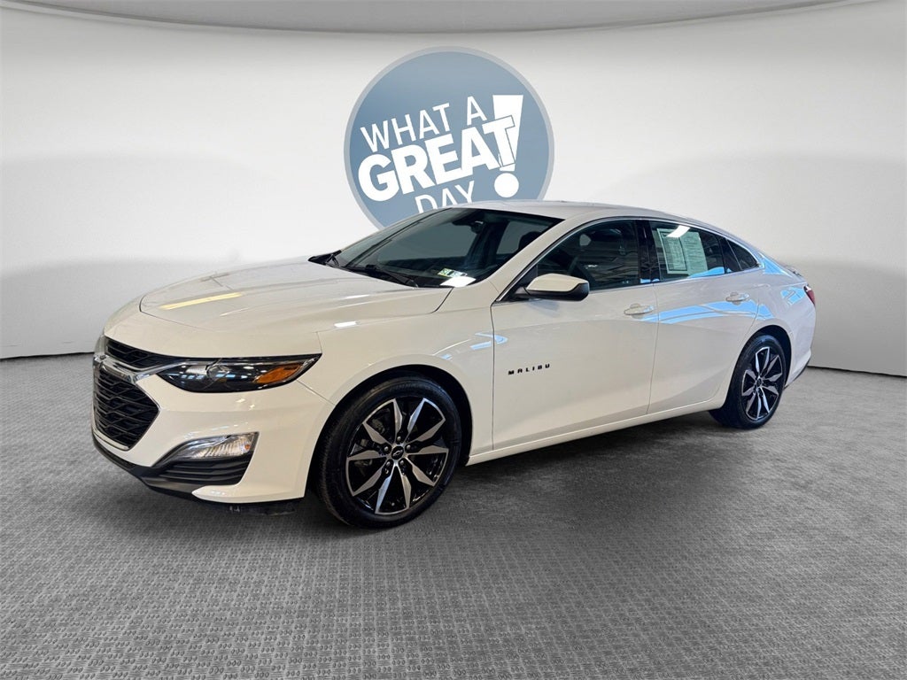 2022 Chevrolet Malibu RS