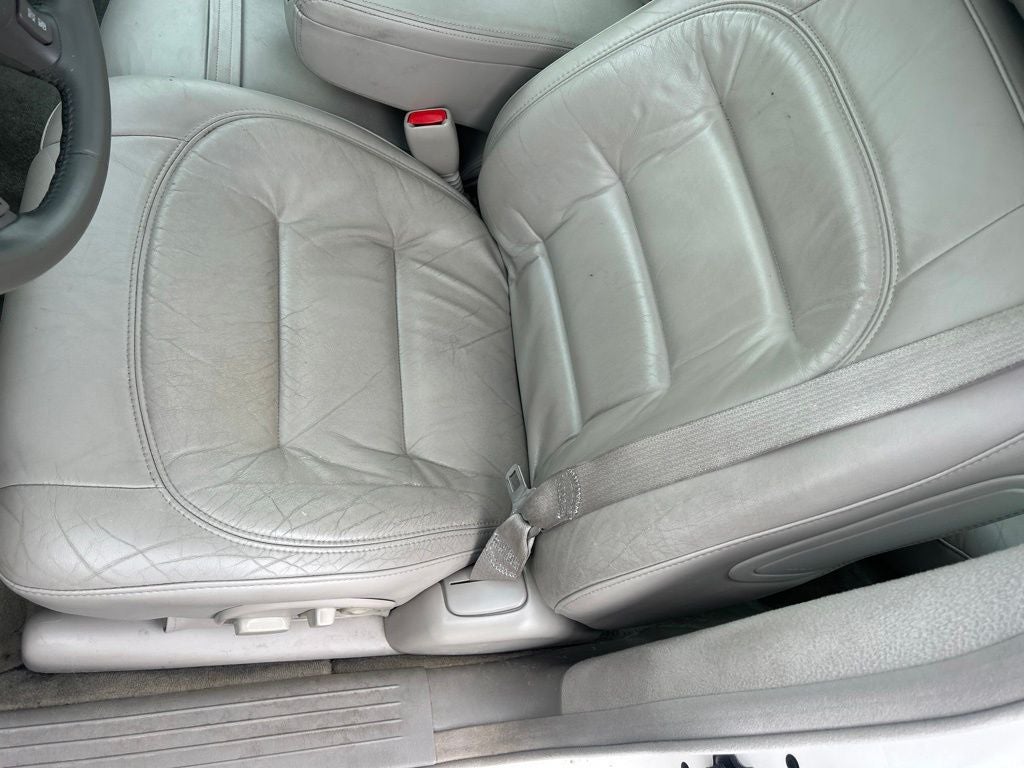 2002 Cadillac DeVille Base
