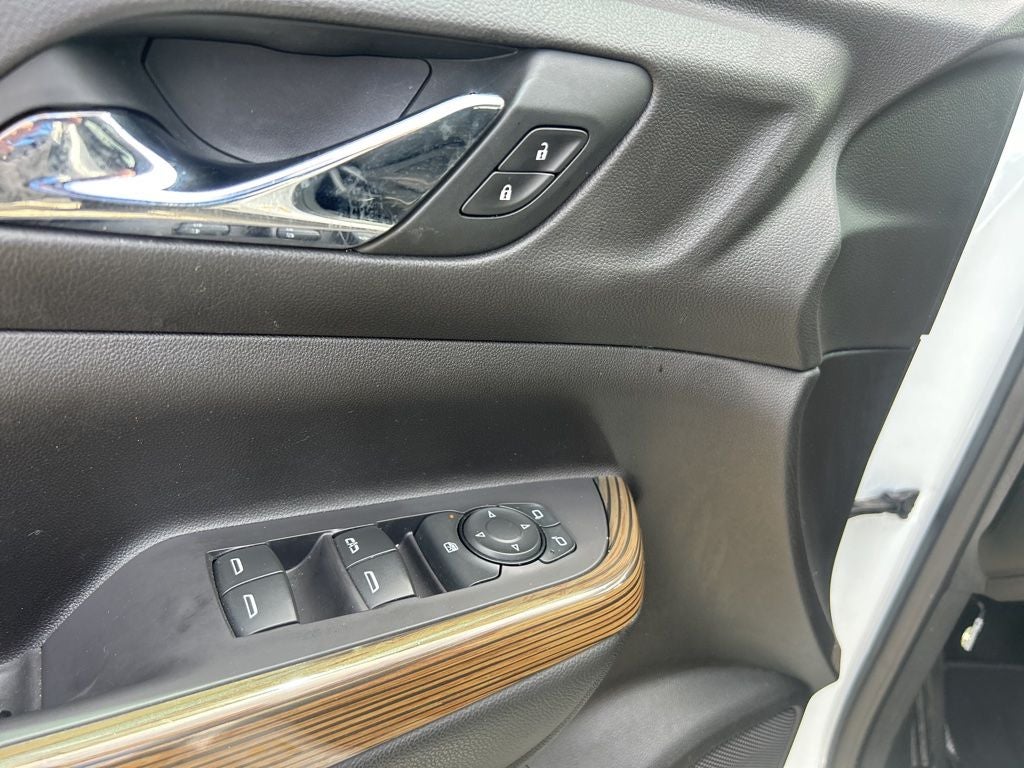 2022 GMC Acadia SLE
