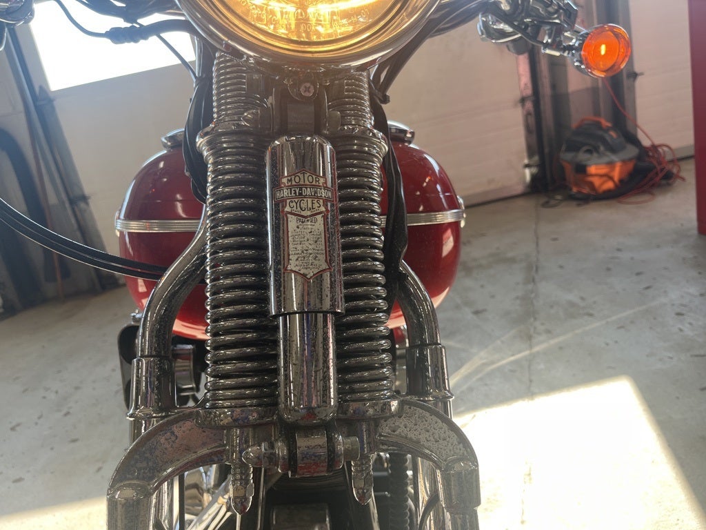 2001 Harley-Davidson Softail Base