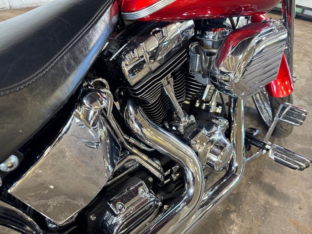 2001 Harley-Davidson Softail Base