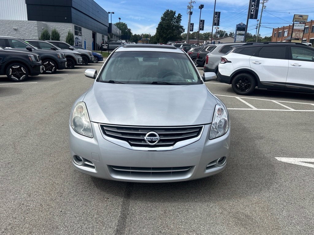 2011 Nissan Altima 3.5 SR