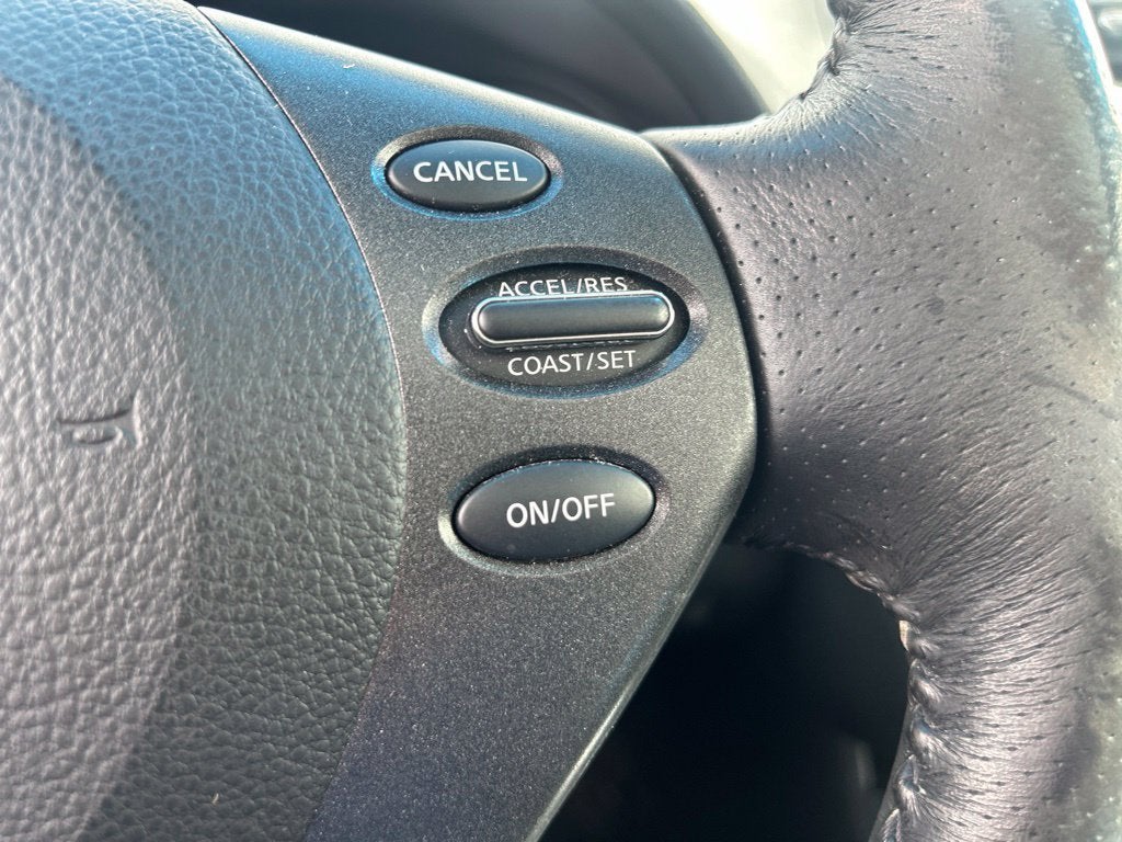 2011 Nissan Altima 3.5 SR