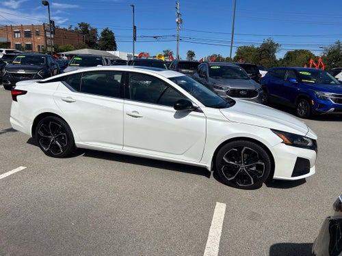 2023 Nissan Altima 2.5 SR