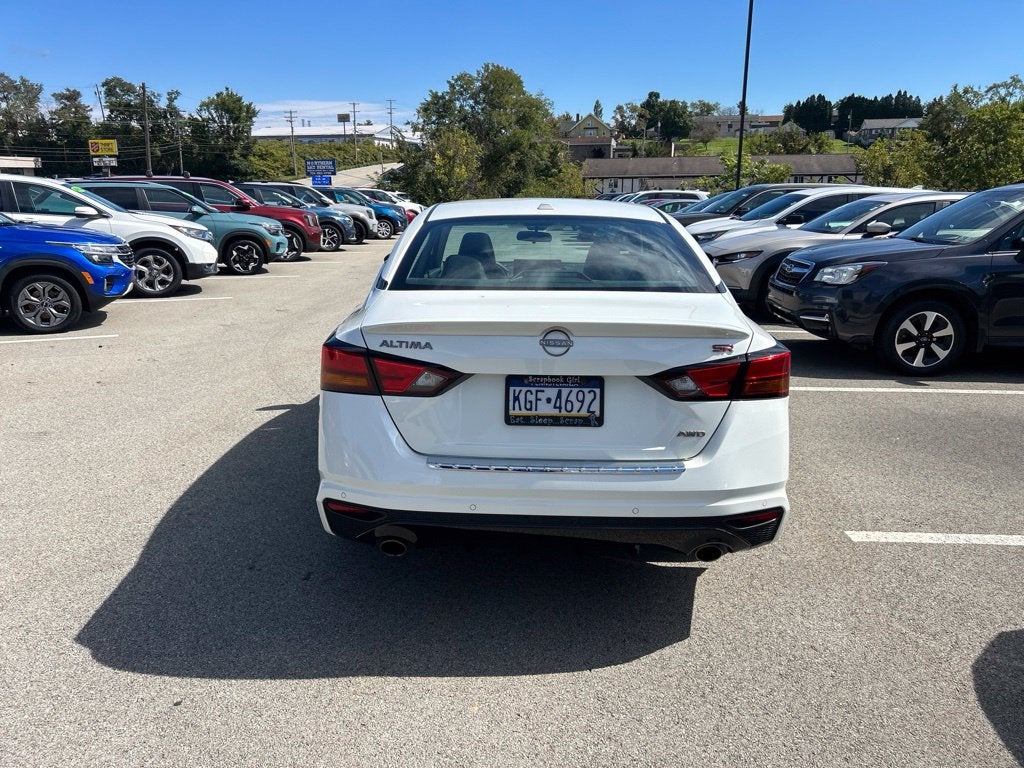 2023 Nissan Altima 2.5 SR