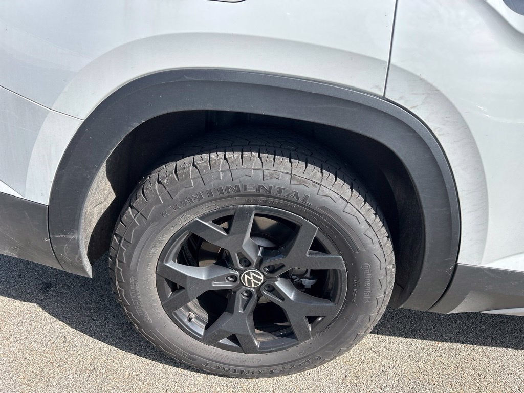 2025 Volkswagen Atlas 2.0T Peak Edition