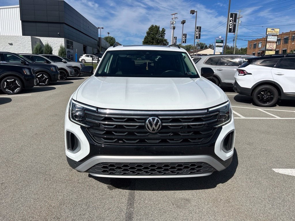 2025 Volkswagen Atlas 2.0T Peak Edition