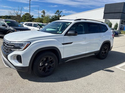 2025 Volkswagen Atlas 2.0T Peak Edition