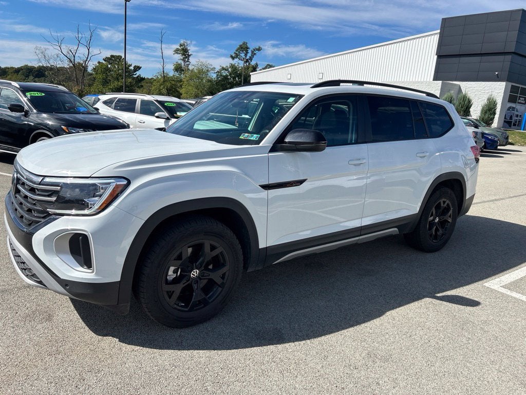2025 Volkswagen Atlas 2.0T Peak Edition