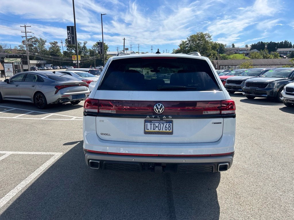 2025 Volkswagen Atlas 2.0T Peak Edition