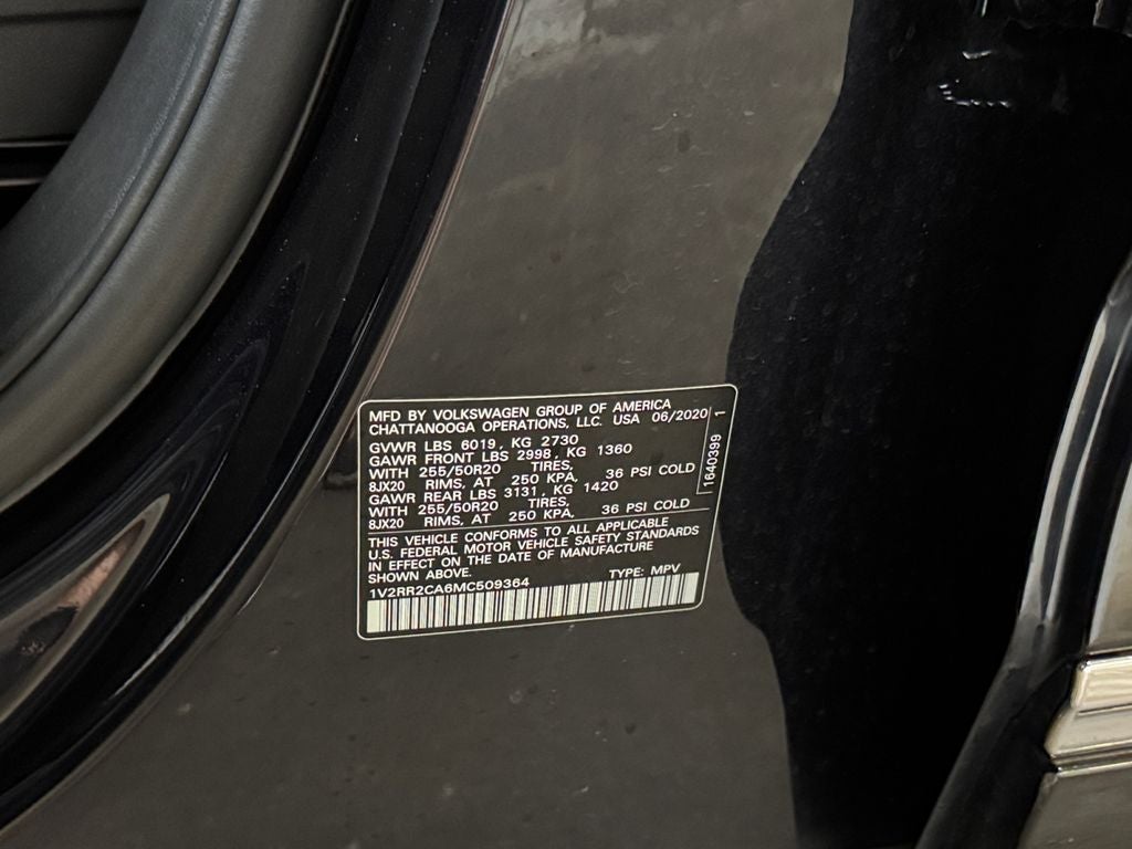 2021 Volkswagen Atlas 3.6L V6 SE w/Technology R-Line