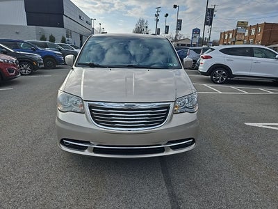 2014 Chrysler Town & Country Touring