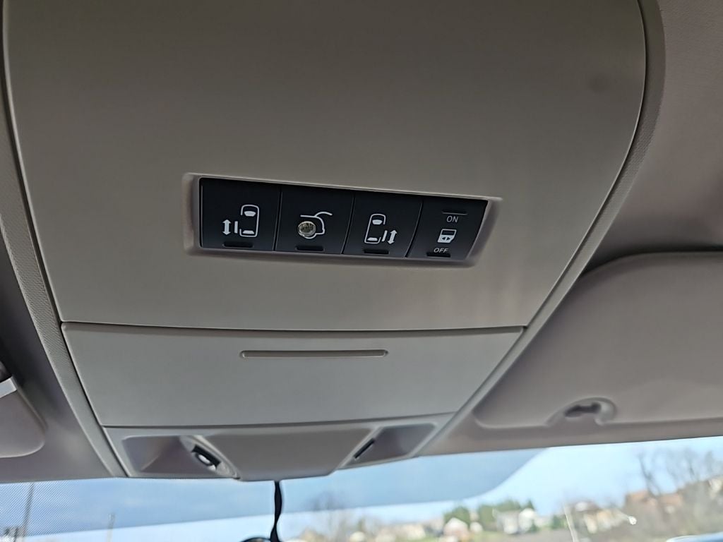 2014 Chrysler Town & Country Touring