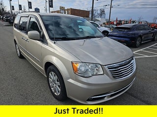 2014 Chrysler Town &amp; Country Touring