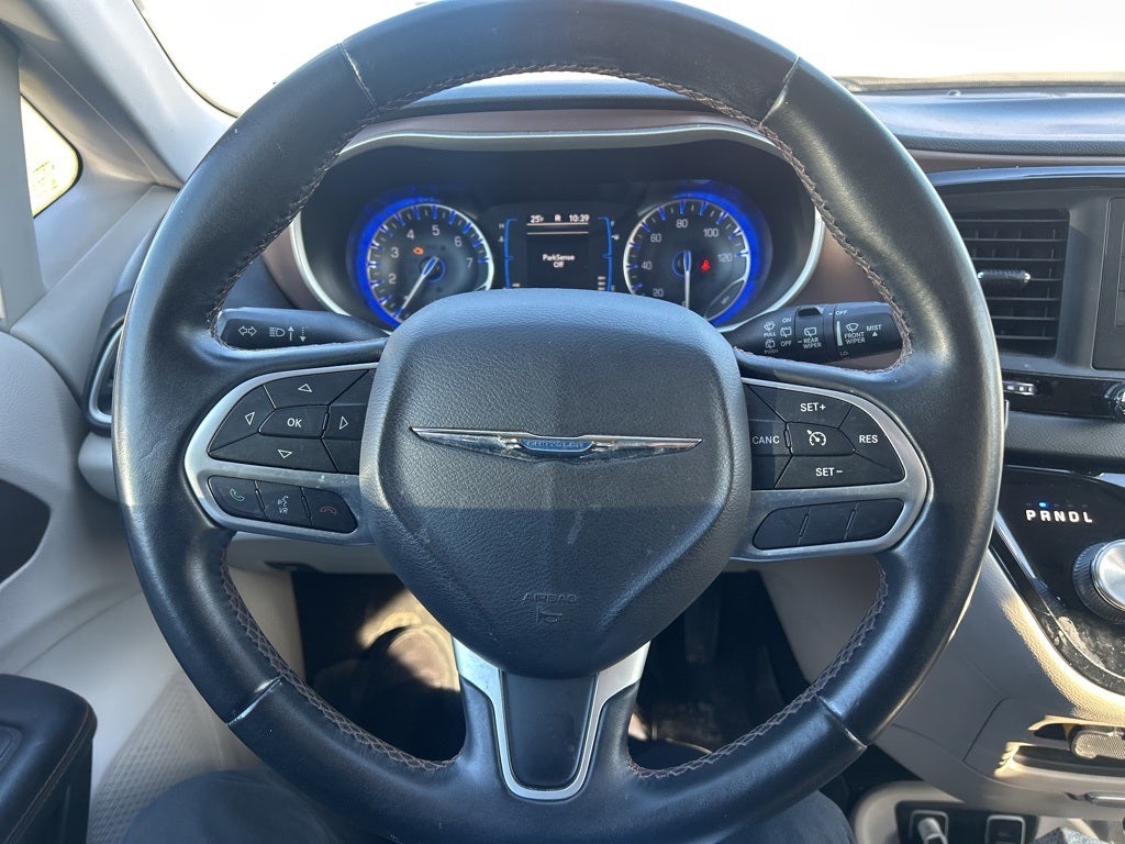 2017 Chrysler Pacifica Touring L