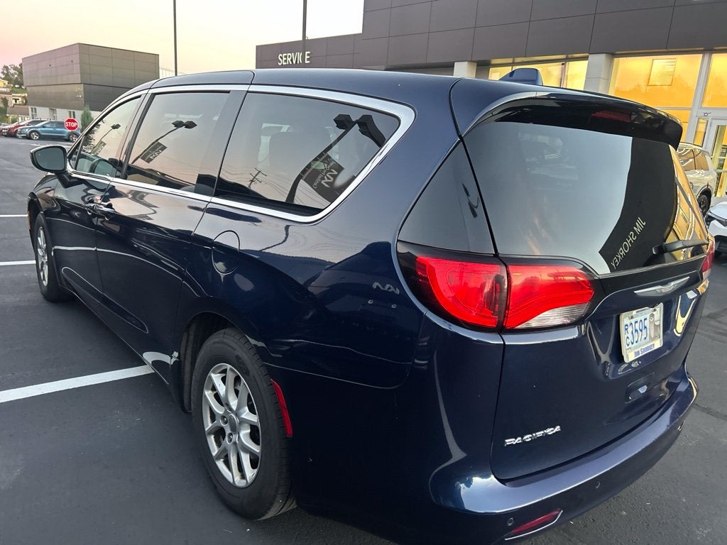 2018 Chrysler Pacifica LX