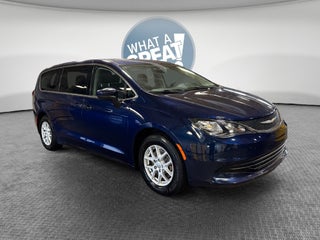 2018 Chrysler Pacifica LX Safely Tech Pkg