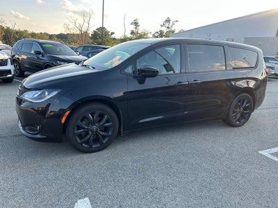 2019 Chrysler Pacifica Touring Plus