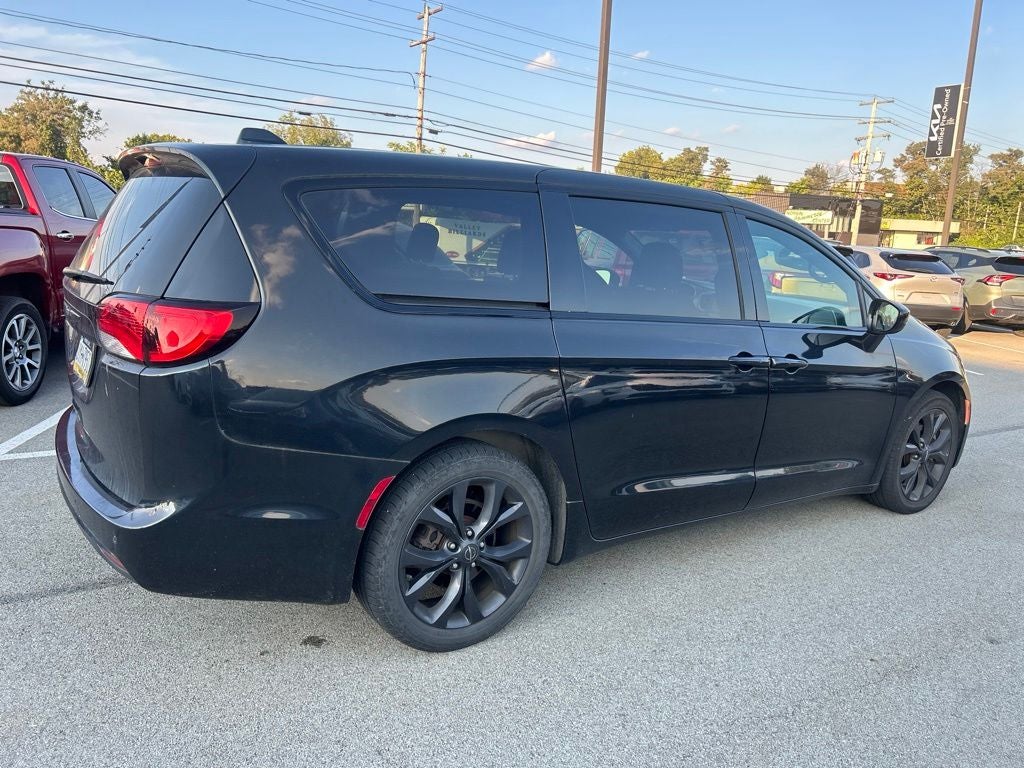 2019 Chrysler Pacifica Touring Plus