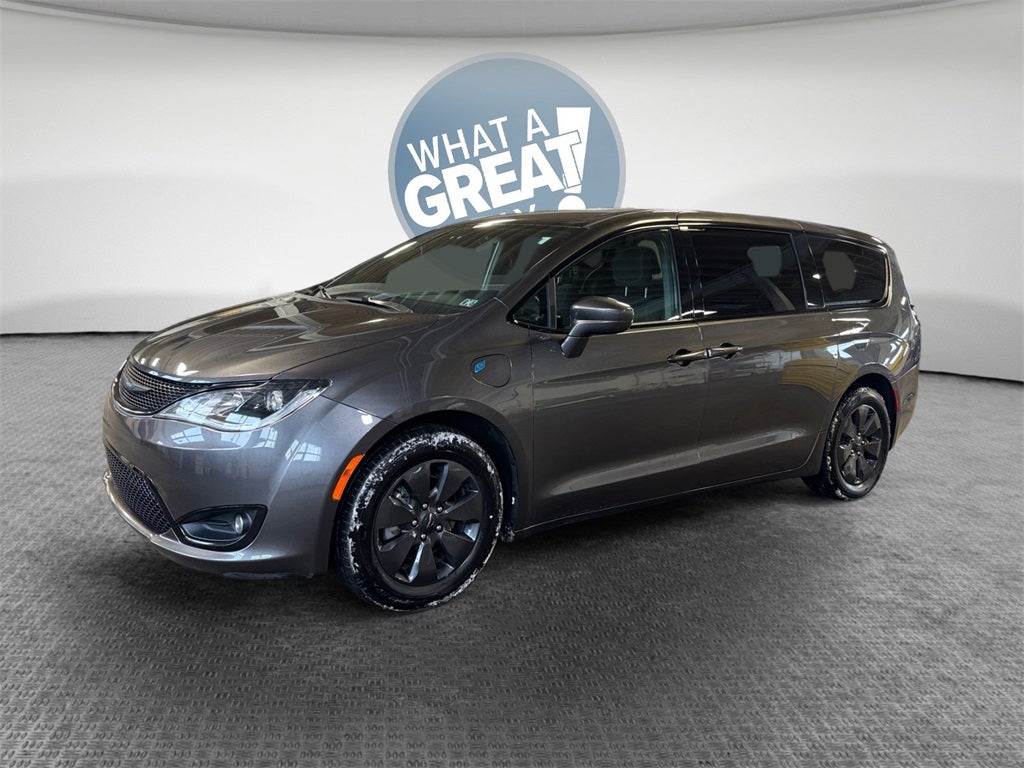 2020 Chrysler Pacifica Hybrid Touring DVD