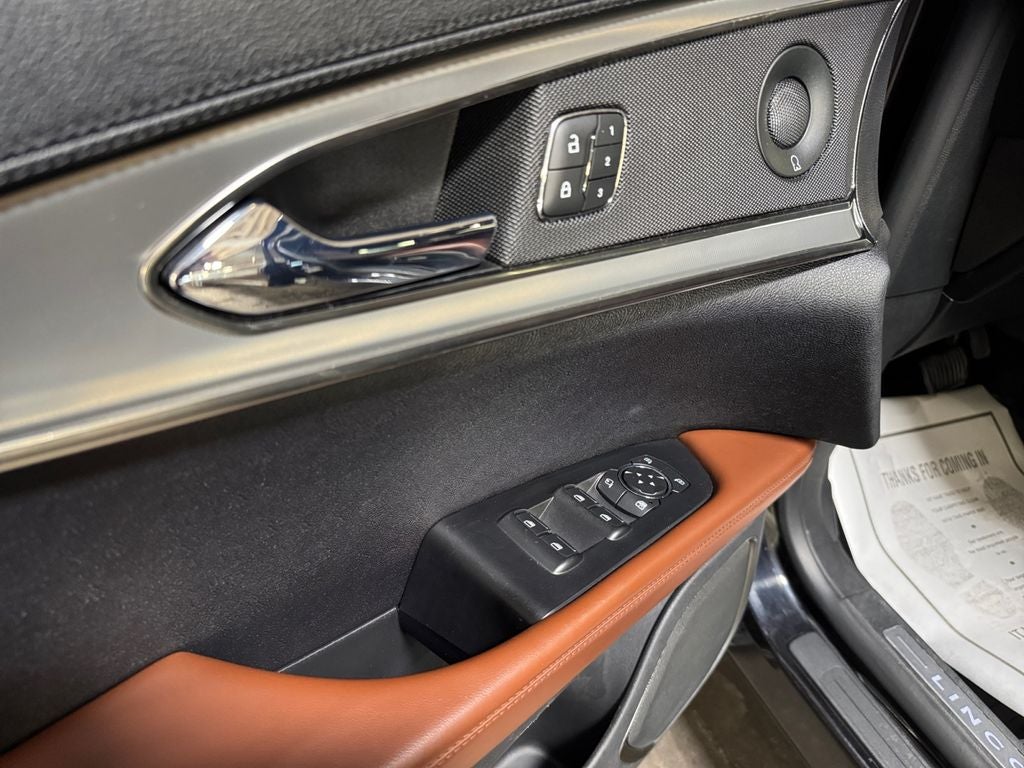2020 Lincoln Nautilus Reserve