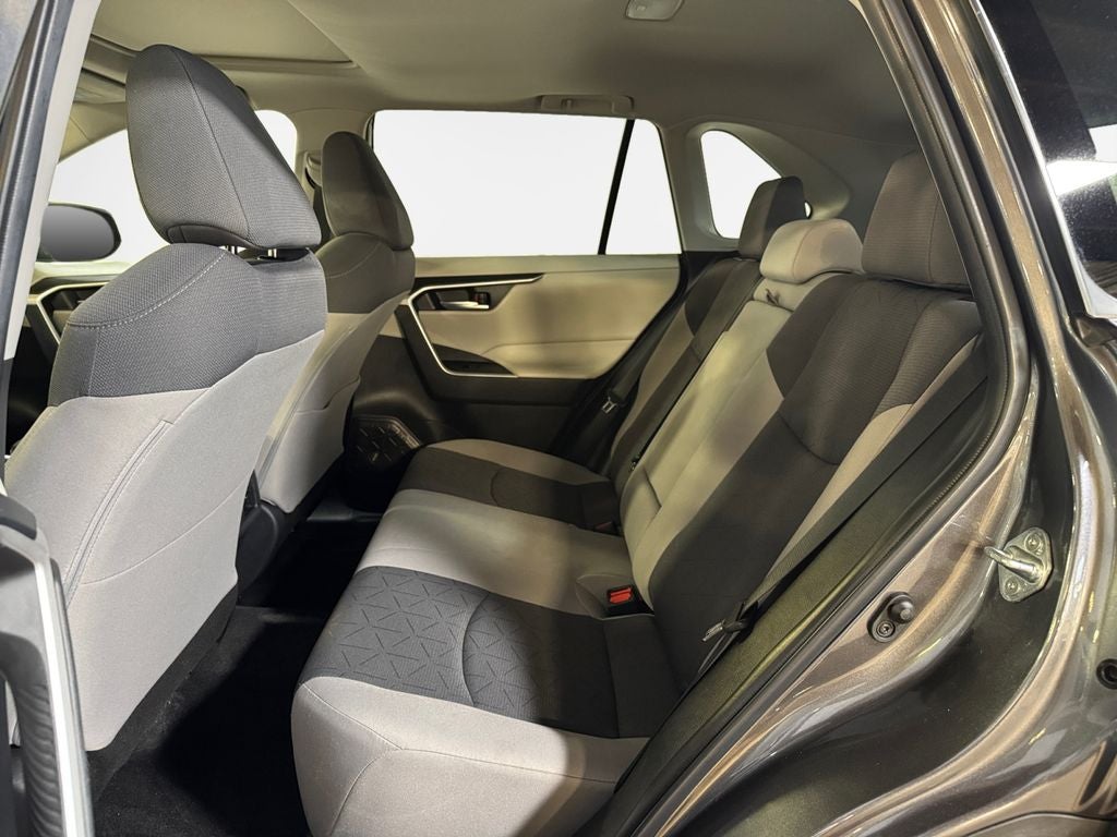 2023 Toyota RAV4 XLE MOON RF