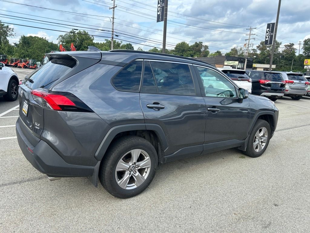 2023 Toyota RAV4 XLE MOON RF