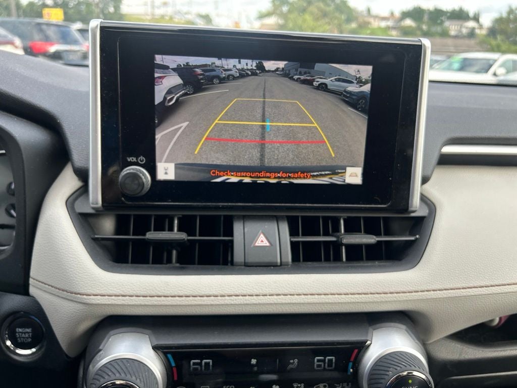 2023 Toyota RAV4 XLE MOON RF