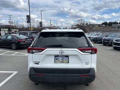 2020 Toyota RAV4 XLE