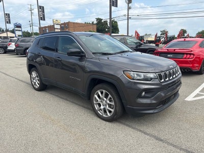 2023 Jeep Compass Latitude Lux