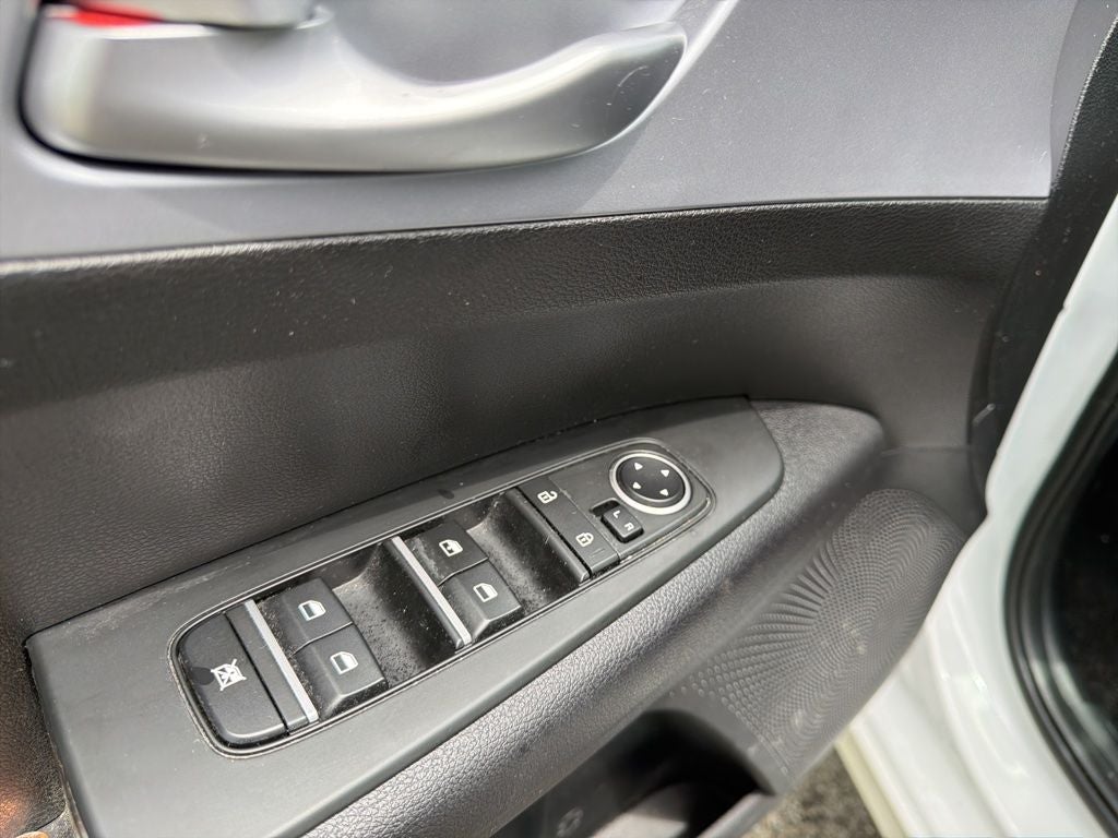 2023 Kia Forte LXS Technology Pkg