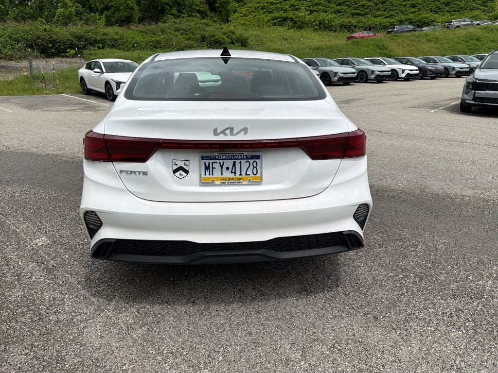 2023 Kia Forte LXS Technology Pkg