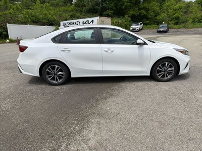 2023 Kia Forte LXS Technology Pkg