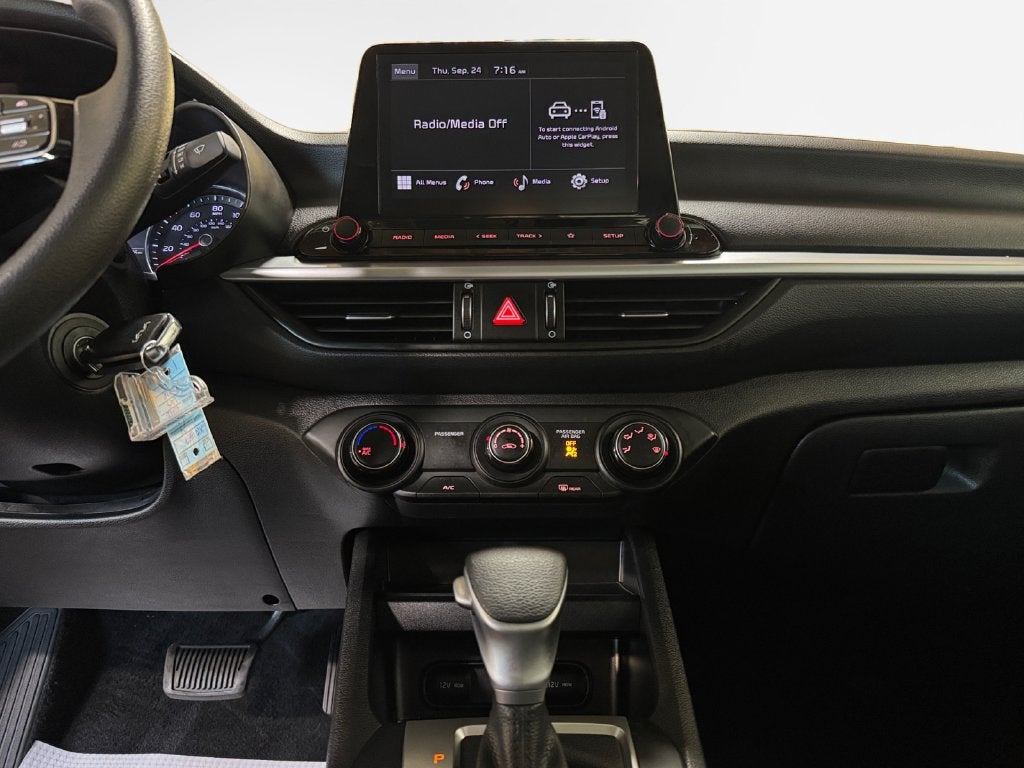 2023 Kia Forte LXS Technology Pkg