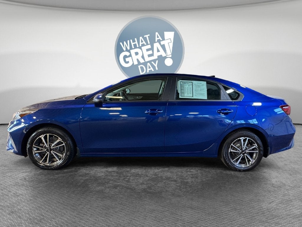 2023 Kia Forte LXS Technology Pkg