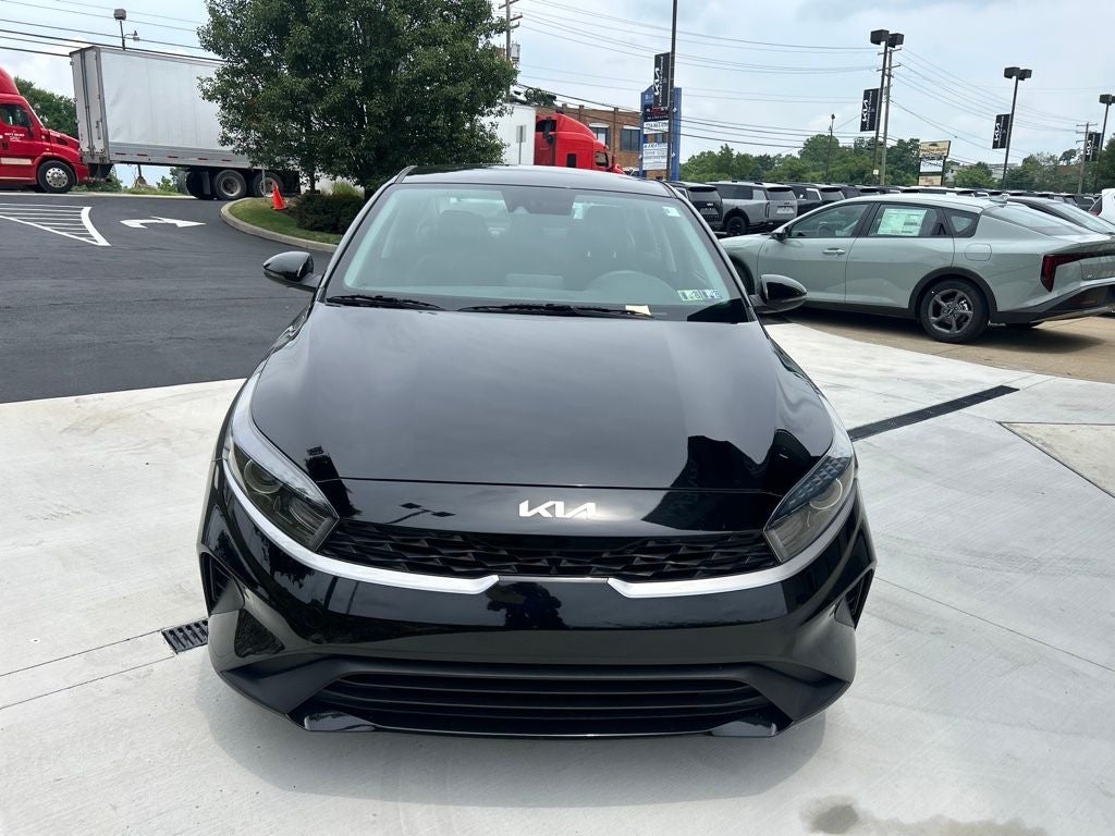 2022 Kia Forte Base
