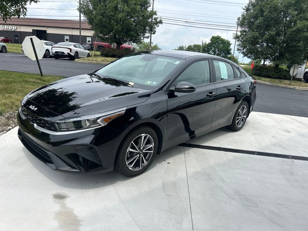 2022 Kia Forte Base