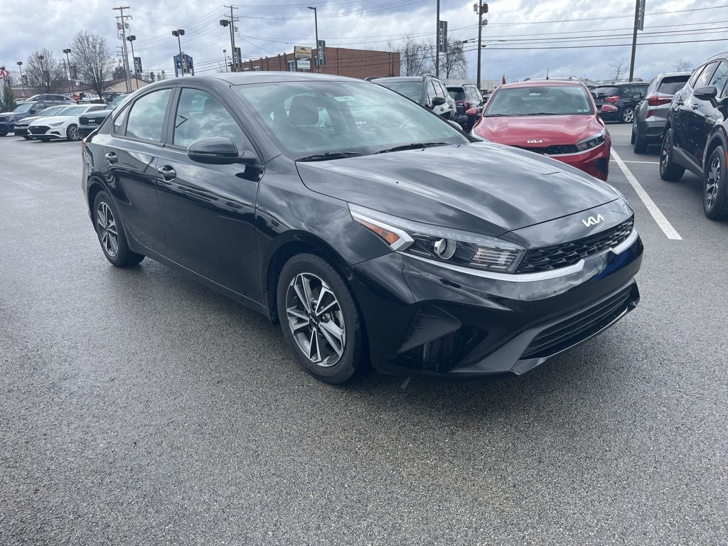 2023 Kia Forte LXS Technology Pkg