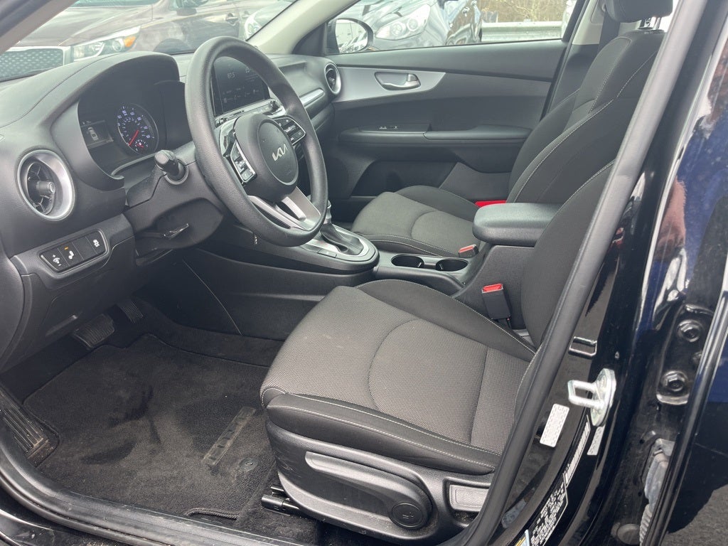 2023 Kia Forte LXS Technology Pkg