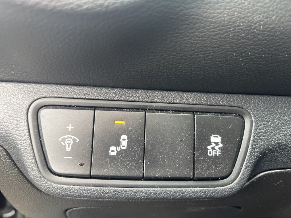 2023 Kia Forte LXS Technology Pkg